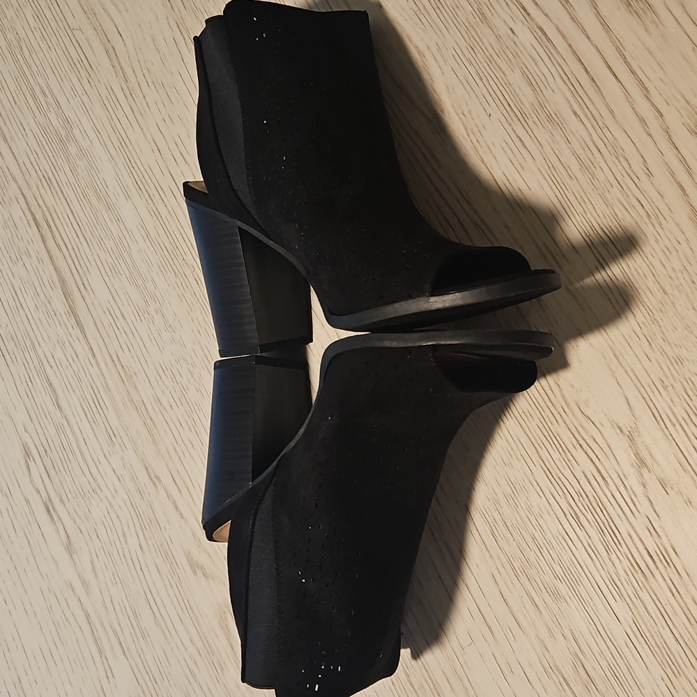 New Directions Black Peep-Toe Ankle Booties Sz 10 - Picture 5 of 6